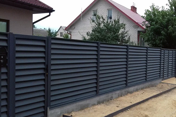 Современные заборы