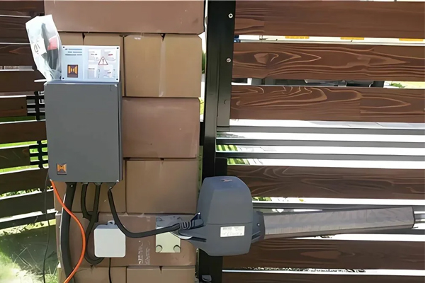 Привод Hormann RotaMatic 2 для распашных ворот Привод Hormann RotaMatic 2 для распашных ворот